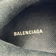 Load image into Gallery viewer, Balenciaga Triple S Black Sneaker Size37 TWS