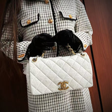 Load image into Gallery viewer, Chanel white quilted leather pondicherry flap bag TWS