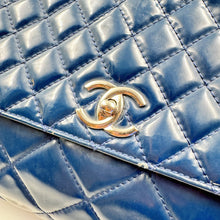 Load image into Gallery viewer, Chanel Quilted In the Business navy blue patent leather Flap bag TWS