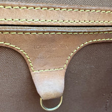 Load image into Gallery viewer, Louis Vuitton Monogram Ellipse Bag
