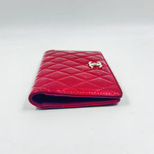 Load image into Gallery viewer, Chanel Timeless/Classique leather card wallet TWS
