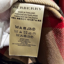 Load image into Gallery viewer, Burberry trench coat
