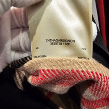 Load image into Gallery viewer, Burberry trench coat