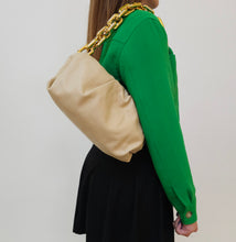 Load image into Gallery viewer, Bottega Veneta White The Chain Pouch Clutch