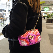 Load image into Gallery viewer, Gucci GG Marmont Matelasse Shoulder Bag TWS