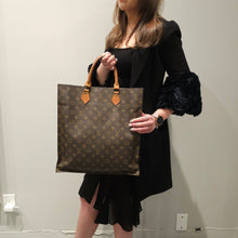 Load image into Gallery viewer, Louis vuitton Sac plat handbag TWS