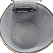 Load image into Gallery viewer, Louis Vuitton Epicanne Vanity Bag 1996 TWS