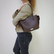 Load image into Gallery viewer, Burberry Calfskin Shoulder Bag TWS