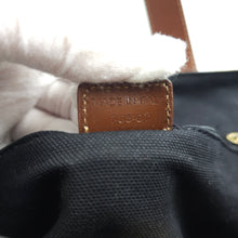 Load image into Gallery viewer, Burberry London Plaid Hand Bag TWS