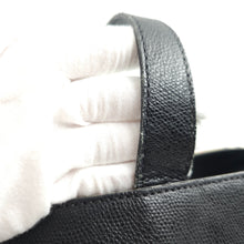 Load image into Gallery viewer, Burberry Classic Tote Bag TWS