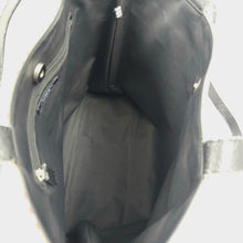 Load image into Gallery viewer, Burberry Classic Tote Bag TWS