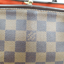 Load image into Gallery viewer, Louis Vuitton damper ebene manosque GM TWS