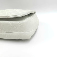 Load image into Gallery viewer, Chanel white quilted leather pondicherry flap bag TWS