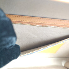 Load image into Gallery viewer, MCM soft Berlin Visetos Box Crossbody bag TWS