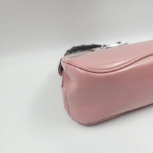 Load image into Gallery viewer, Gucci Lady Lock Bamboo Handle Bag