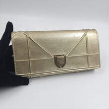 Load image into Gallery viewer, Christian Dior Diorama Croisière patent leather Wallet on Chain TWS
