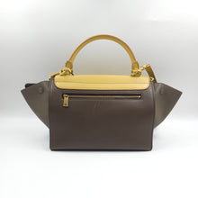 Load image into Gallery viewer, Celine Calfskin Medium Trapeze Bag TWS