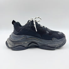 Load image into Gallery viewer, Balenciaga Triple S Black Sneaker Size37 TWS