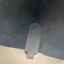 Load image into Gallery viewer, Hermes Black Clemence In-The-Loop 18 TWS