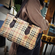 Load image into Gallery viewer, Burberry Haymarket check tote TWS