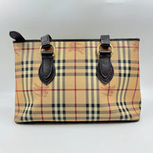 Load image into Gallery viewer, Burberry Haymarket check tote TWS