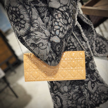 Load image into Gallery viewer, Christian Dior Patent leather 30 Montaigne Chain bag TWS