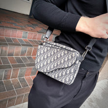 Load image into Gallery viewer, Dior Saddle Triple Pouch