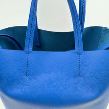 Load image into Gallery viewer, CÉLINE SS 2015 VERTICAL CABAS TOTE BAG TWS