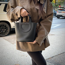 Load image into Gallery viewer, Hermes Black Clemence In-The-Loop 18 TWS