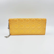 Load image into Gallery viewer, Christian Dior Patent leather 30 Montaigne Chain bag TWS