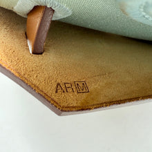 Load image into Gallery viewer, Hermes Herbag Zip 31