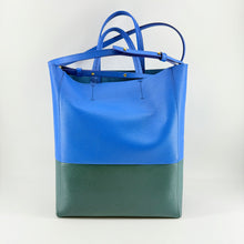 Load image into Gallery viewer, CÉLINE SS 2015 VERTICAL CABAS TOTE BAG TWS