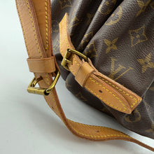 Load image into Gallery viewer, Louis Vuitton Monogram Saumur 35 Crossbody Bag