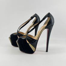 Load image into Gallery viewer, Christian Louboutin High Heels Size37