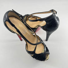 Load image into Gallery viewer, Christian Louboutin High Heels Size37