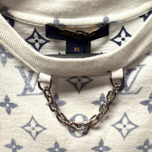 Load image into Gallery viewer, Louis Vuitton Monogram Printed T-Shirt Size XS