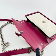 Load image into Gallery viewer, Bvlgari Serpenti Diamond Blast Quilting Chain Snakehead Shoulder Bag