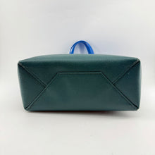 Load image into Gallery viewer, CÉLINE SS 2015 VERTICAL CABAS TOTE BAG TWS