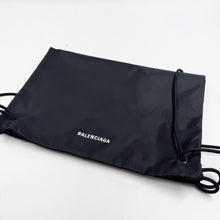 Load image into Gallery viewer, Balenciaga Triple S Black Sneaker Size37 TWS