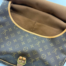 Load image into Gallery viewer, Louis Vuitton Monogram Saumur 35 Crossbody Bag