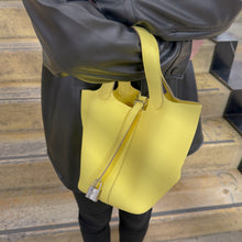 Load image into Gallery viewer, Hermes picotin lemoncello lock 18 Bag