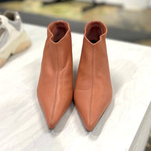 Load image into Gallery viewer, THE ROW Bourgeoise leather ankle boots size 36.5