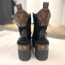 Load image into Gallery viewer, Louis Vuitton Black Suede combat boots