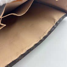 Load image into Gallery viewer, Louis Vuitton Sac Plat Handbag Year 2002