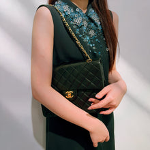 Load image into Gallery viewer, Chanel Classic Flap Large Size Lambskin Year 1991 Dust Bag Sticker