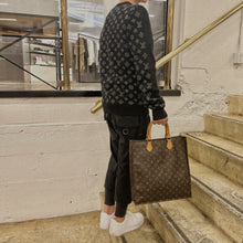 Load image into Gallery viewer, Louis Vuitton Sac Plat Handbag Year 2002