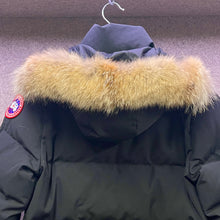 Load image into Gallery viewer, Canada Goose Mystique Parka