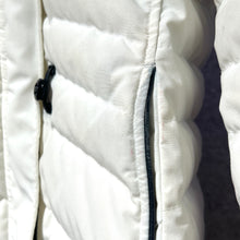 Load image into Gallery viewer, Canada Goose Lorette Parka Fusion Fit size 2XS TWS