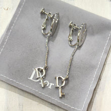Load image into Gallery viewer, Dior Heart Key Ear Clip TWS