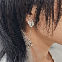Load image into Gallery viewer, Dior Heart Key Ear Clip TWS